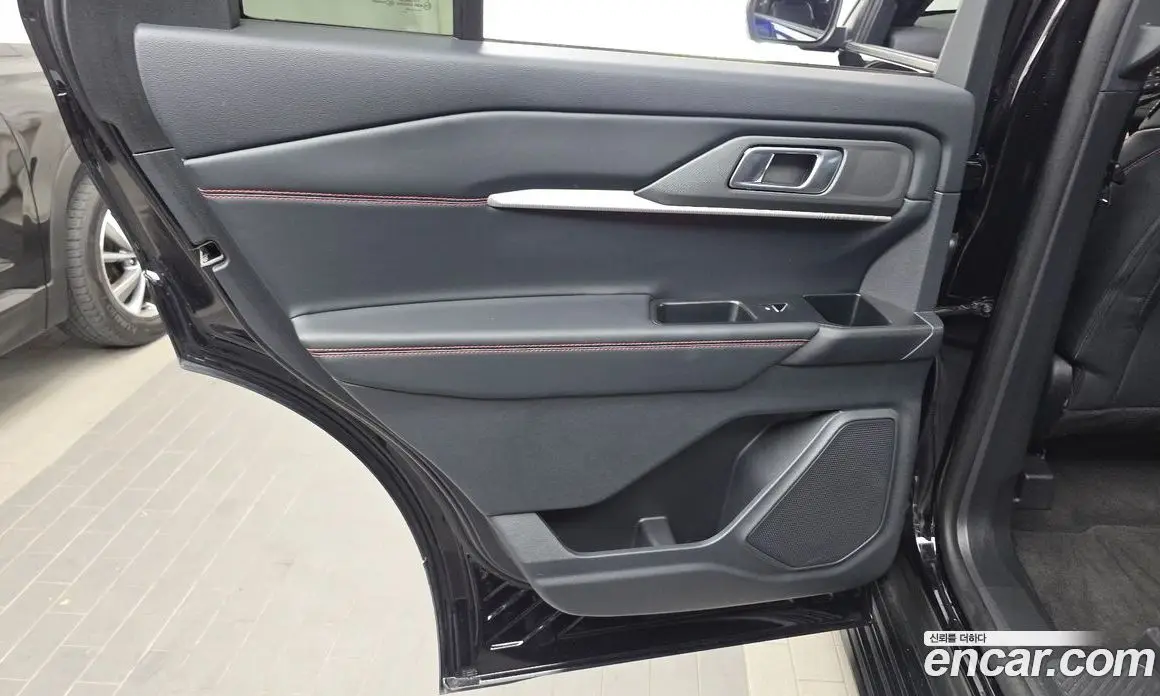 Ford Explorer 2025 2.3 автомат (гидро), фото 15