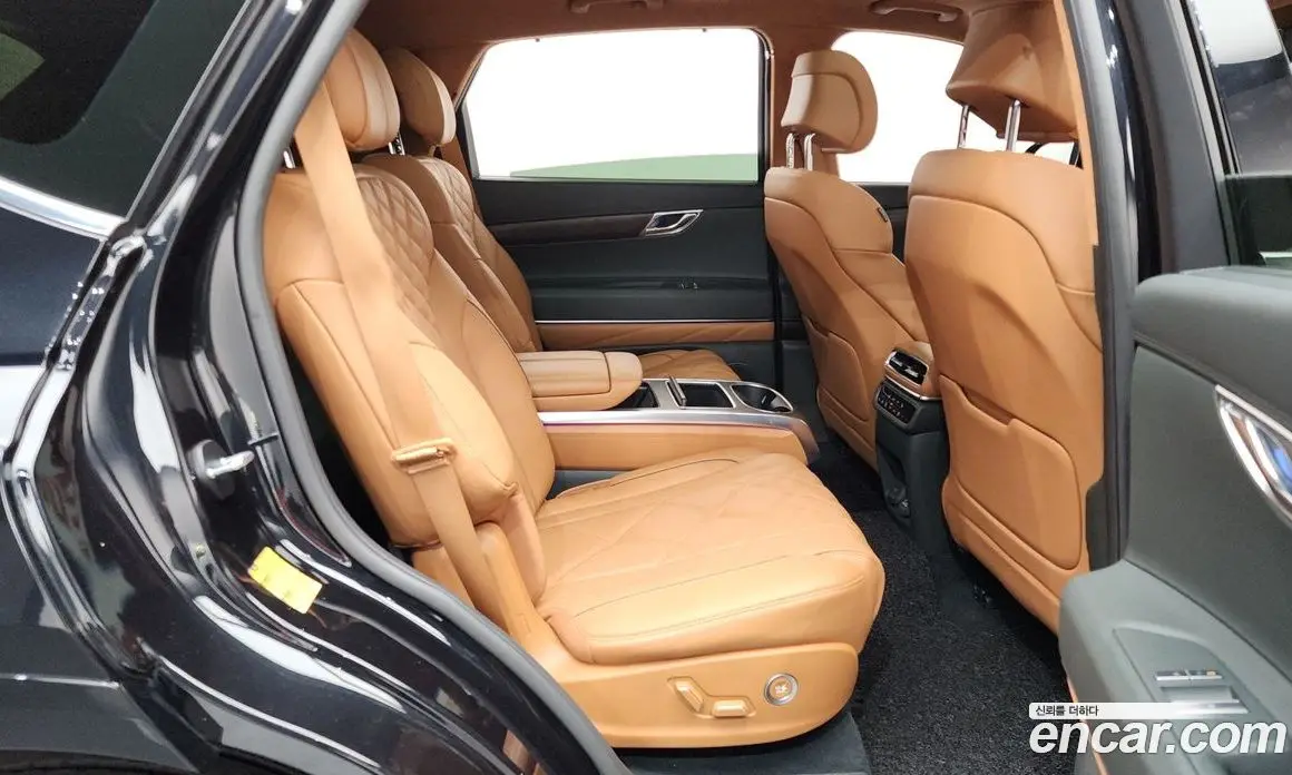 Genesis GV80 2024 2.5 автомат (гидро), фото 17 Genesis GV80 2024 2.5 автомат (гидро), фото 17