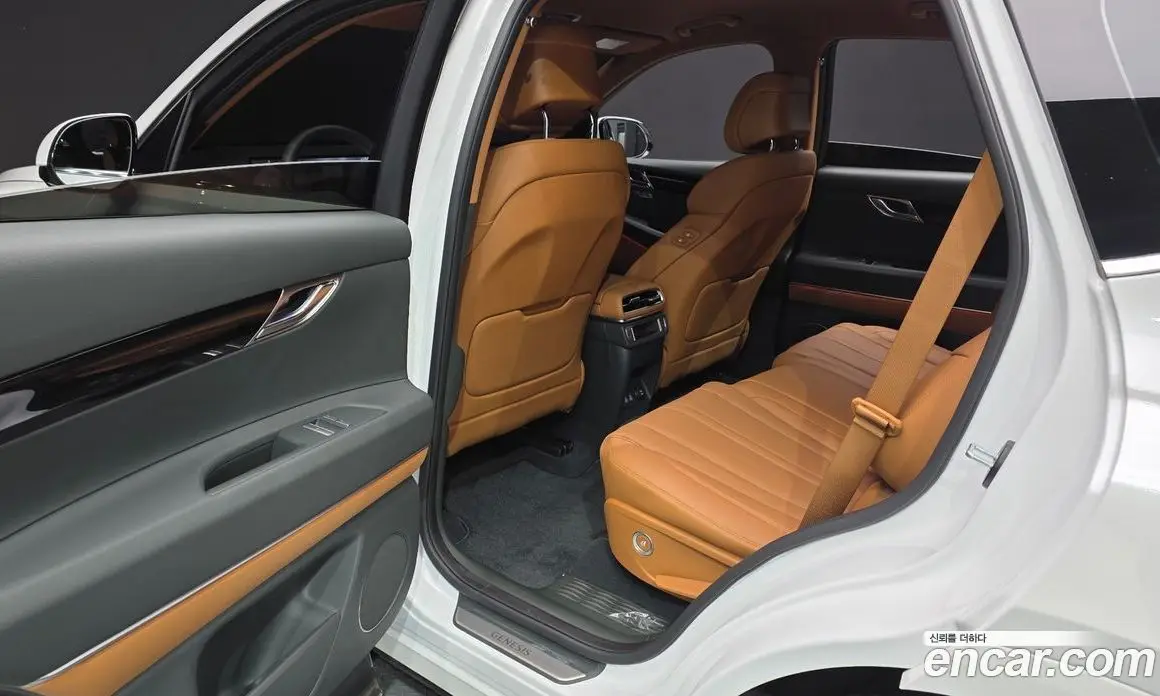 Genesis GV80 2026 2.5 автомат (гидро), фото 18 Genesis GV80 2026 2.5 автомат (гидро), фото 18