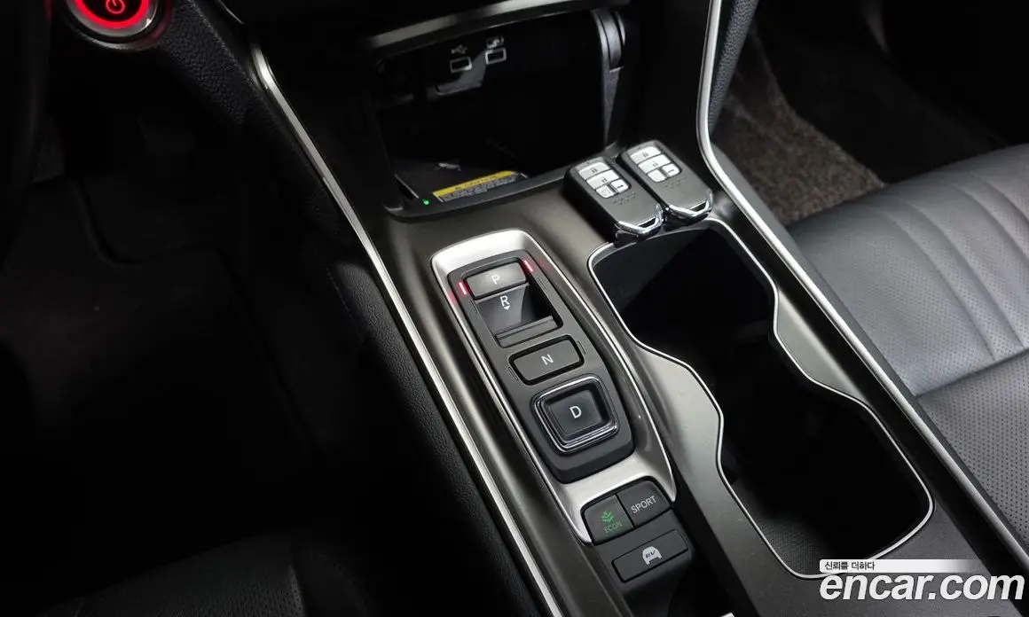 Honda Accord 2021 2.0 автомат (гидро), фото 11
