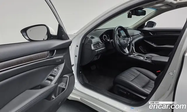 Honda Accord 2021 2.0 автомат (гидро), миниатюра 12