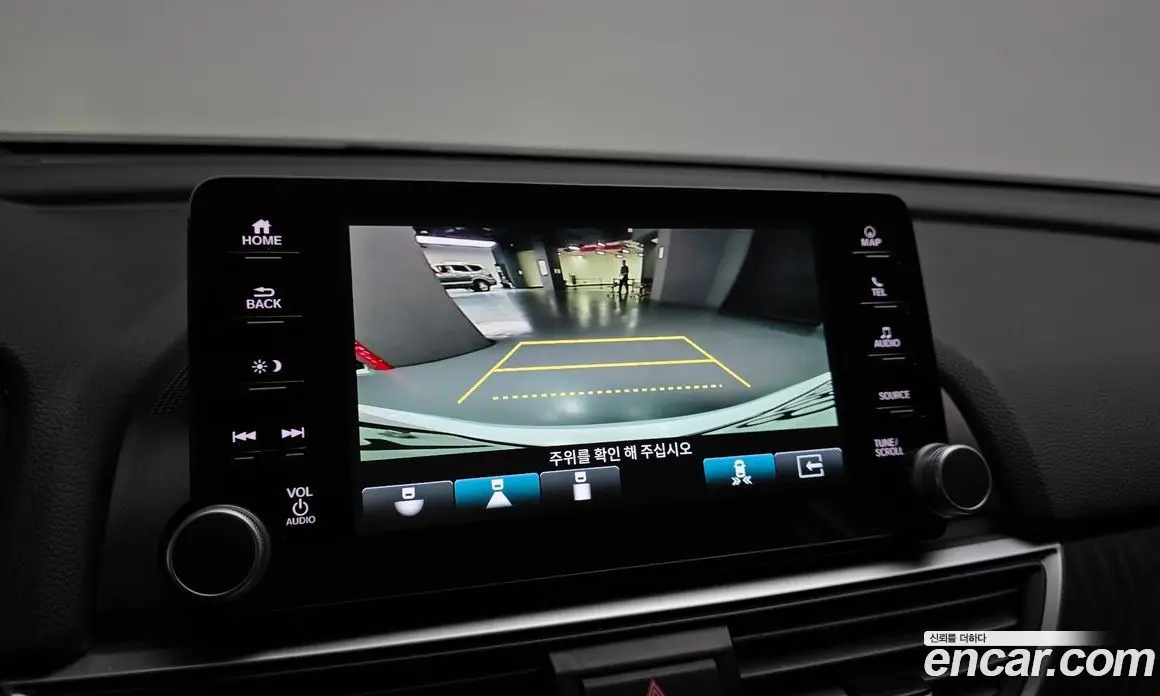 Honda Accord 2021 2.0 автомат (гидро), фото 20