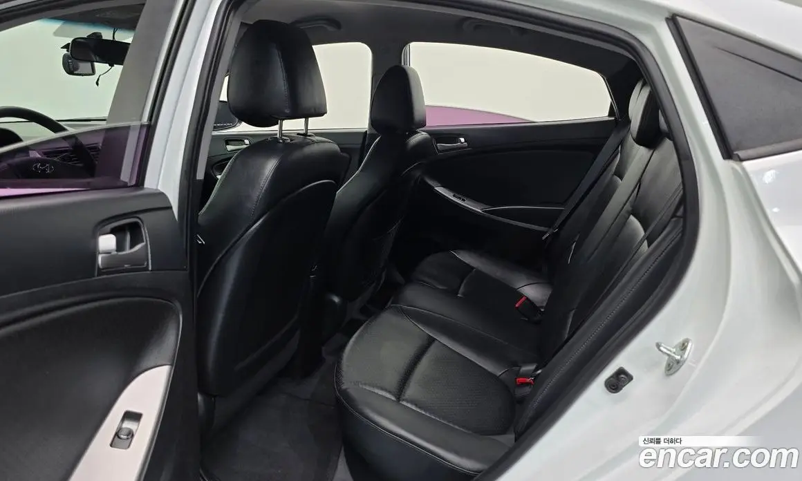Hyundai Accent 2015 1.4 автомат (гидро), фото 18