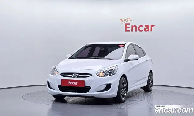 Hyundai Accent 2015 1.4 автомат (гидро), миниатюра 3