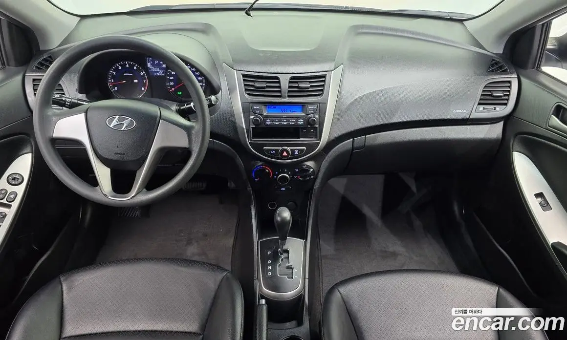 Hyundai Accent 2015 1.4 автомат (гидро), фото 10