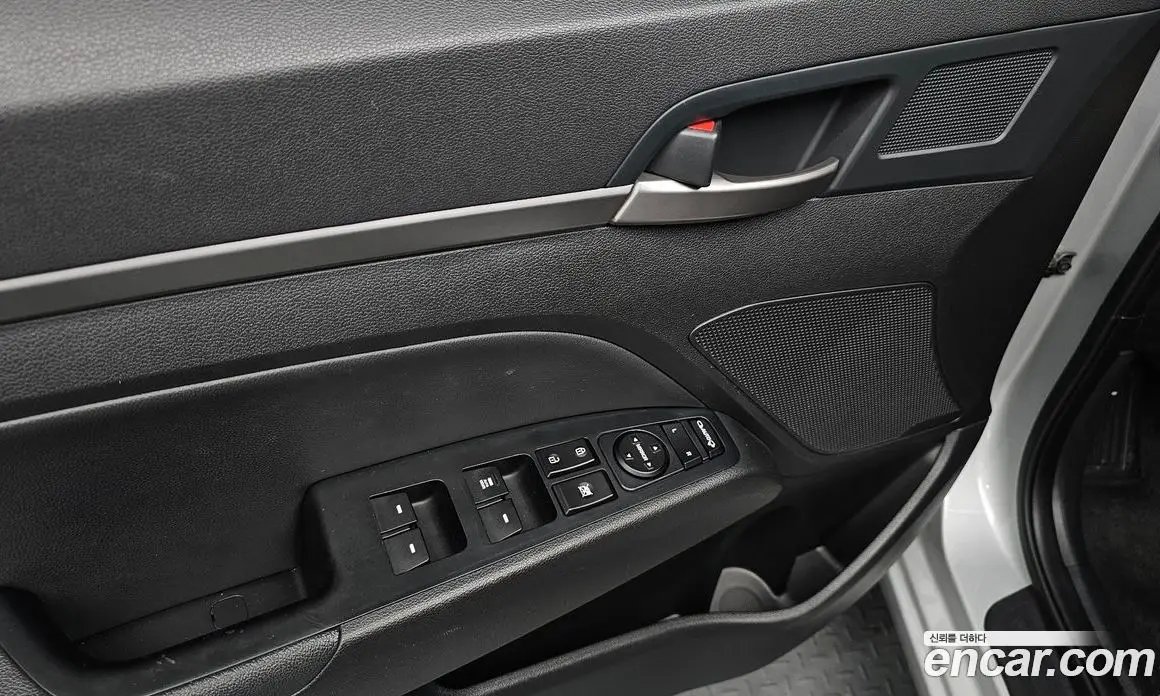 Hyundai Avante 2018 1.6 автомат (гидро), фото 30