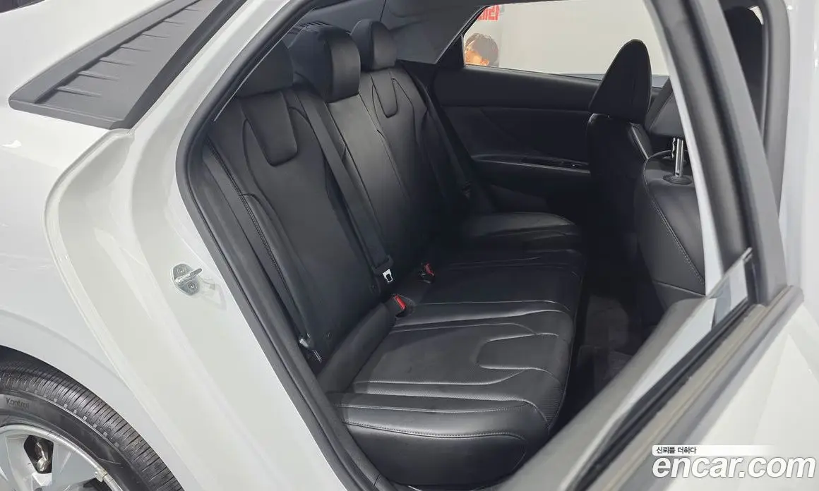 Hyundai Avante 2021 1.6 автомат (гидро), фото 18