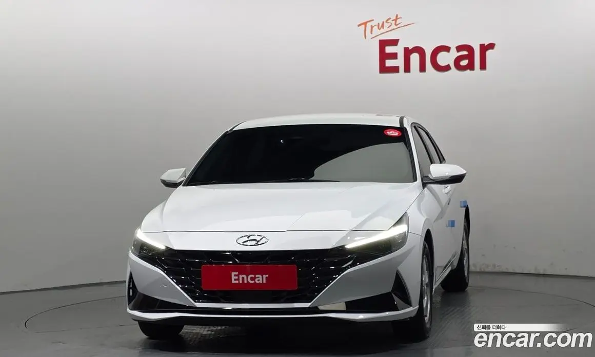 Hyundai Avante 2021 1.6 автомат (гидро), фото 3