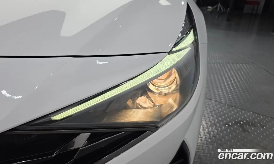 Hyundai Avante 2021 1.6 автомат (гидро), фото 8