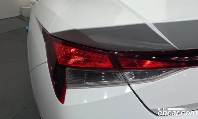 Hyundai Avante 2021 1.6 автомат (гидро), миниатюра 9