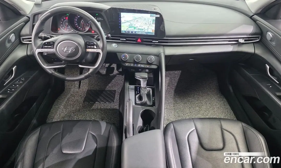 Hyundai Avante 2021 1.6 автомат (гидро), фото 10