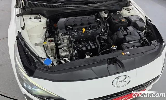 Hyundai Avante 2021 1.6 автомат (гидро), миниатюра 6 Hyundai Avante 2021 1.6 автомат (гидро), миниатюра 6