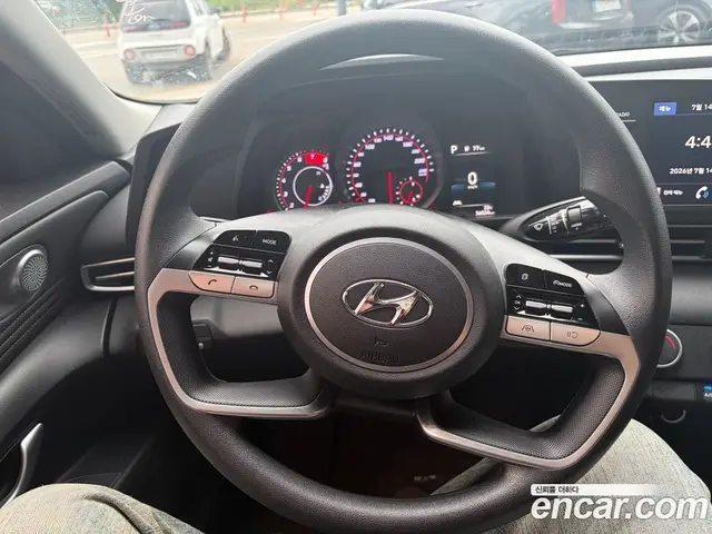 Hyundai Avante 2021 1.6 автомат (гидро), миниатюра 6