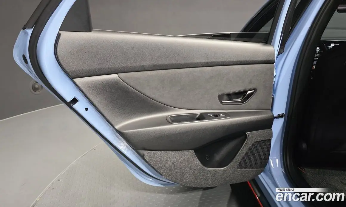 Hyundai Avante 2021 2.0 автомат (гидро), фото 15