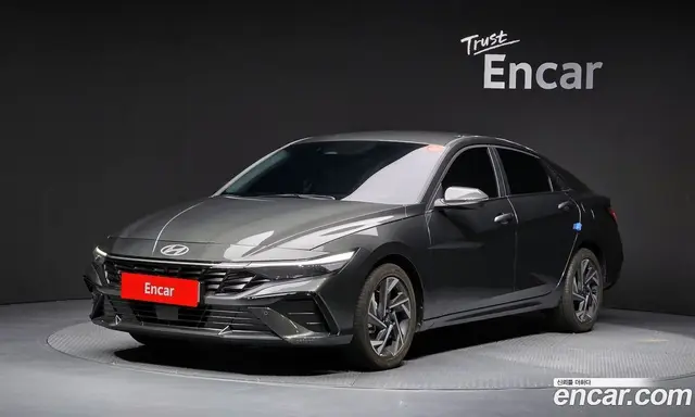 Hyundai Avante 2023 1.6 автомат (гидро), миниатюра 1