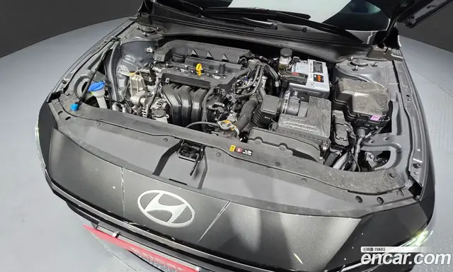 Hyundai Avante 2023 1.6 автомат (гидро), миниатюра 6