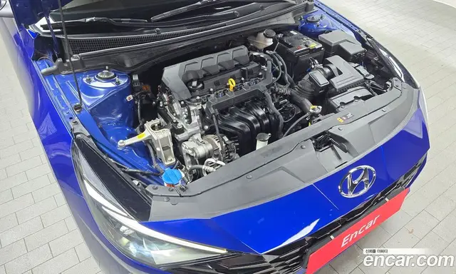 Hyundai Avante 2023 1.6 автомат (гидро), миниатюра 6