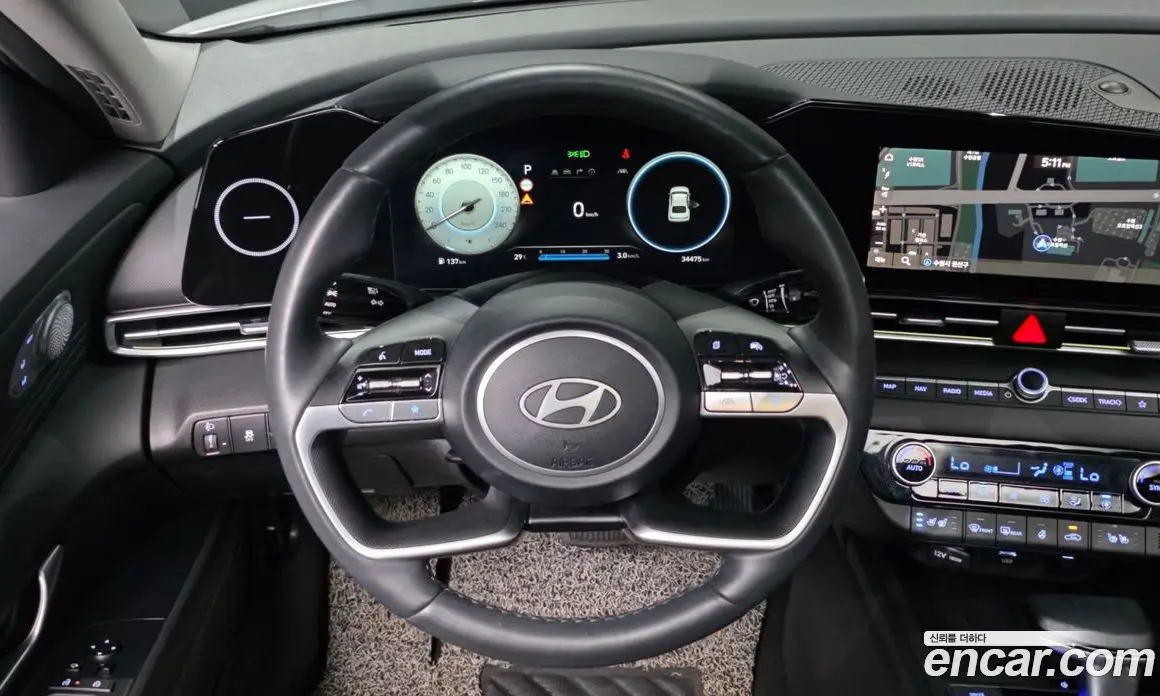 Hyundai Avante 2023 1.6 автомат (гидро), фото 19