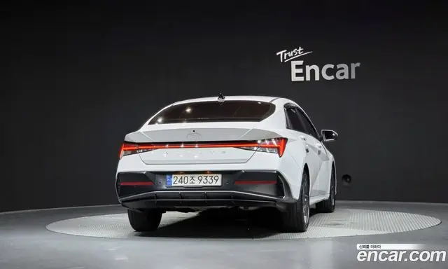 Hyundai Avante 2023 1.6 автомат (гидро), миниатюра 4