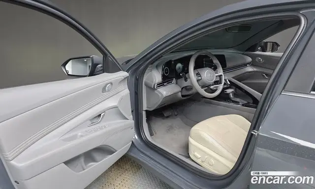 Hyundai Avante 2023 1.6 автомат (гидро), миниатюра 11