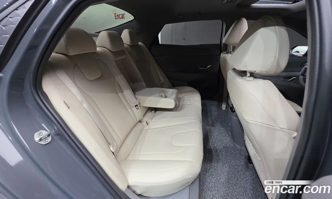 Hyundai Avante 2023 1.6 автомат (гидро), фото 20
