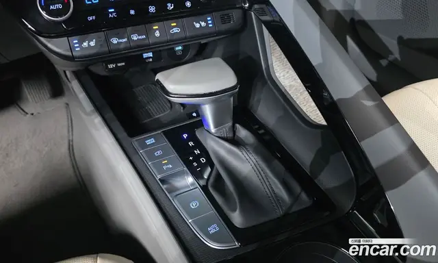 Hyundai Avante 2023 1.6 автомат (гидро), миниатюра 9