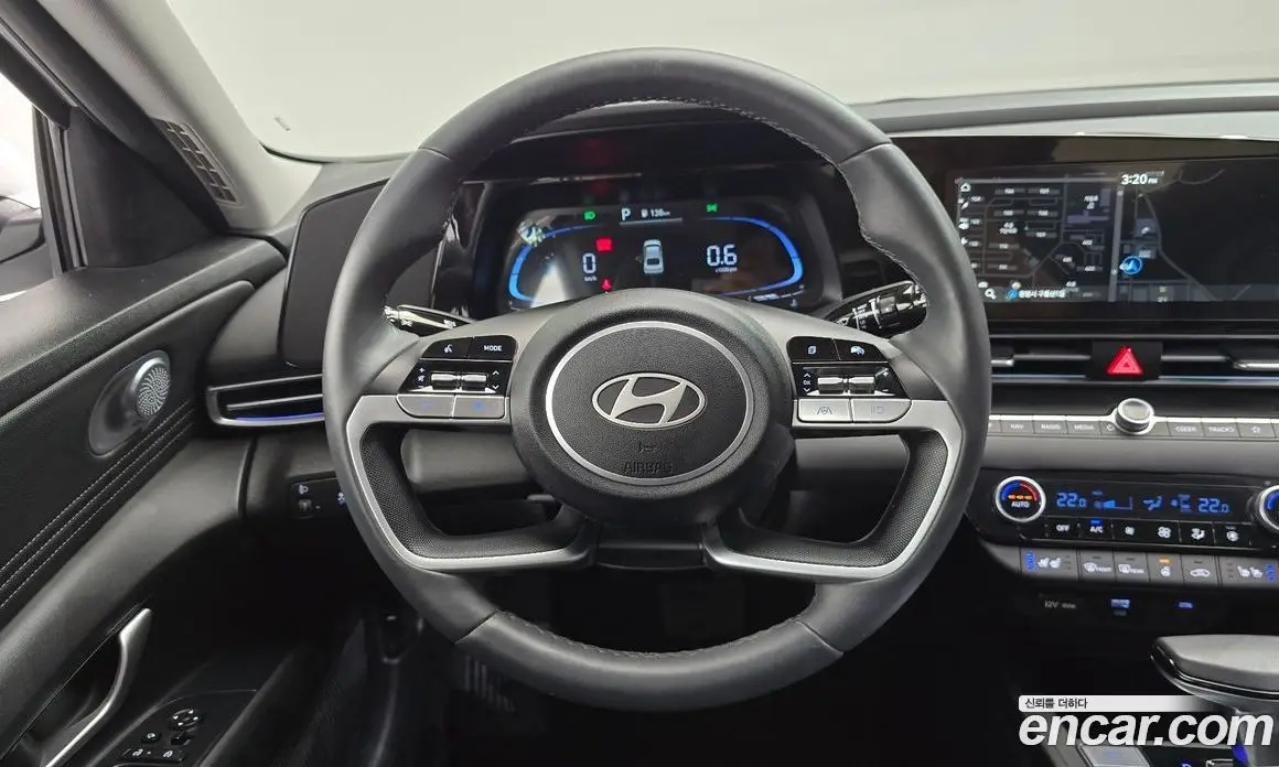 Hyundai Avante 2024 1.6 автомат (гидро), фото 18