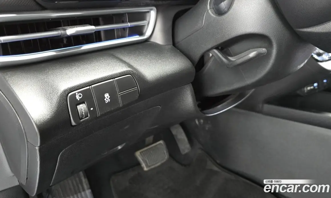 Hyundai Avante 2024 1.6 автомат (гидро), фото 21