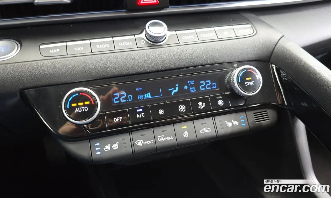 Hyundai Avante 2024 1.6 автомат (гидро), фото 26