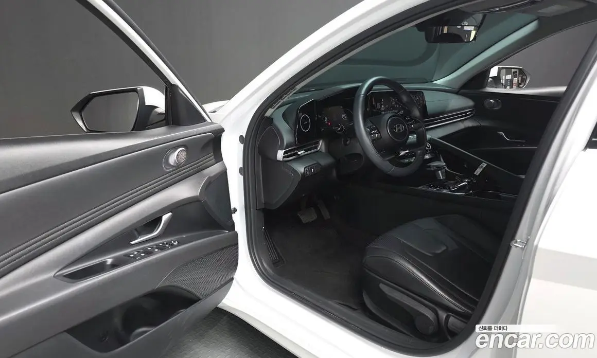 Hyundai Avante 2024 1.6 автомат (гидро), фото 13 Hyundai Avante 2024 1.6 автомат (гидро), фото 13