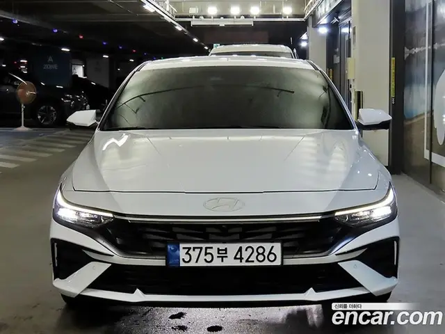 Hyundai Avante 2024 1.6 автомат (гидро), миниатюра 2 Hyundai Avante 2024 1.6 автомат (гидро), миниатюра 2
