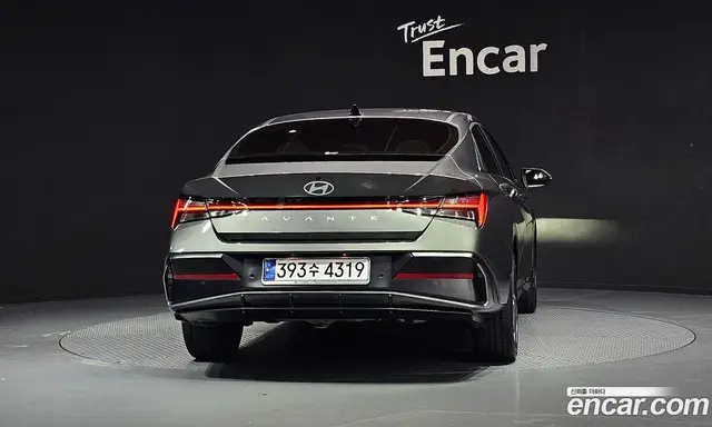 Hyundai Avante 2024 1.6 автомат (гидро), миниатюра 4