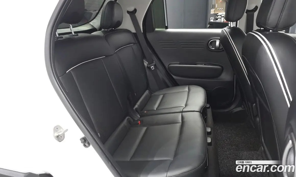 Hyundai Casper 2022 1.0 автомат (гидро), фото 18
