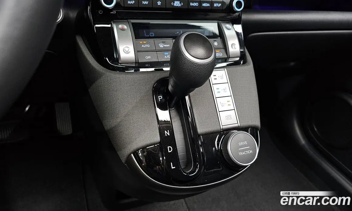 Hyundai Casper 2025 1.0 автомат (гидро), фото 9