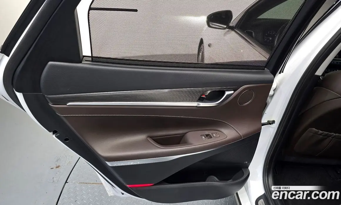 Hyundai Grandeur 2017 2.4 автомат (гидро), фото 14 Hyundai Grandeur 2017 2.4 автомат (гидро), фото 14