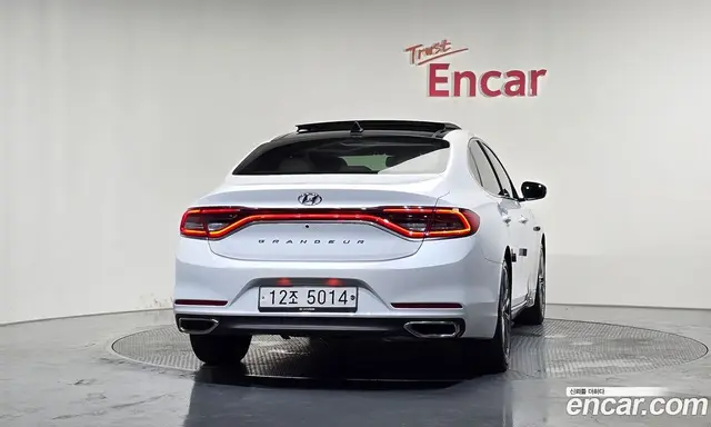 Hyundai Grandeur 2017 2.4 автомат (гидро), миниатюра 3 Hyundai Grandeur 2017 2.4 автомат (гидро), миниатюра 3