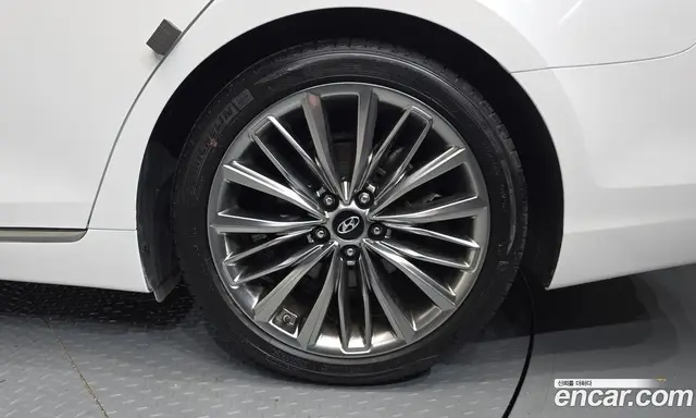 Hyundai Grandeur 2017 2.4 автомат (гидро), миниатюра 6 Hyundai Grandeur 2017 2.4 автомат (гидро), миниатюра 6