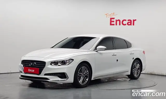 Hyundai Grandeur 2019 2.4 автомат (гидро), миниатюра 1 Hyundai Grandeur 2019 2.4 автомат (гидро), миниатюра 1