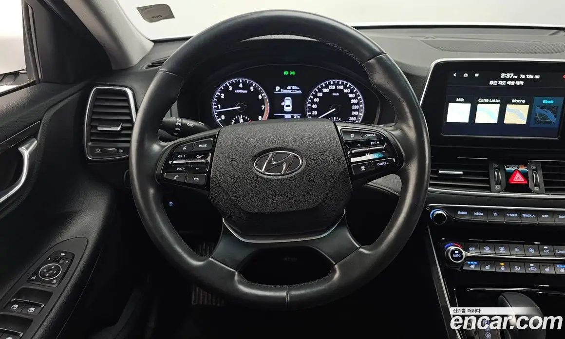 Hyundai Grandeur 2019 2.4 автомат (гидро), фото 13 Hyundai Grandeur 2019 2.4 автомат (гидро), фото 13