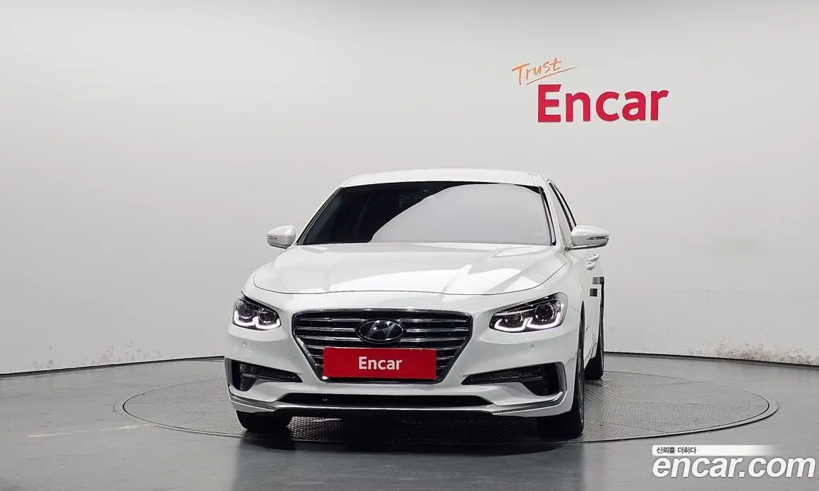 Hyundai Grandeur 2019 2.4 автомат (гидро), фото 3 Hyundai Grandeur 2019 2.4 автомат (гидро), фото 3