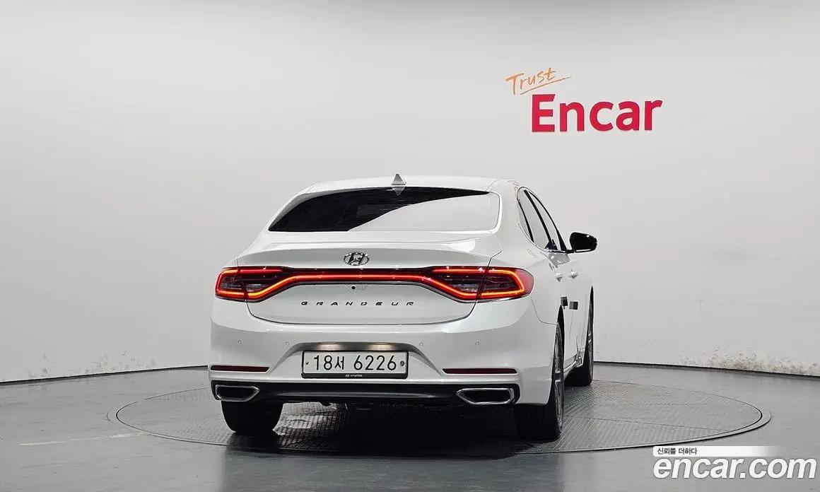 Hyundai Grandeur 2019 2.4 автомат (гидро), фото 4 Hyundai Grandeur 2019 2.4 автомат (гидро), фото 4