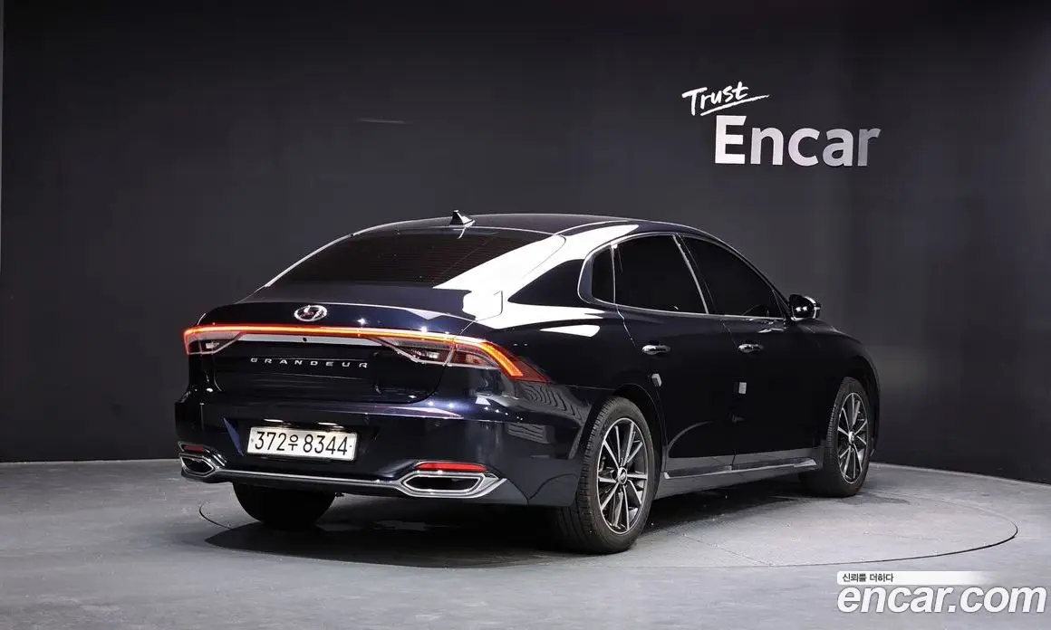 Hyundai Grandeur 2021 2.5 автомат (гидро), фото 2 Hyundai Grandeur 2021 2.5 автомат (гидро), фото 2