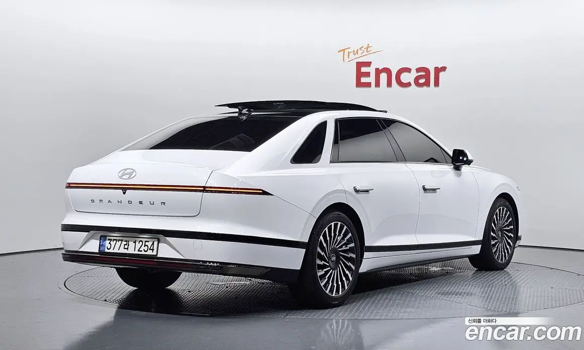 Hyundai Grandeur 2022 3.5 автомат (гидро), фото 2 Hyundai Grandeur 2022 3.5 автомат (гидро), фото 2