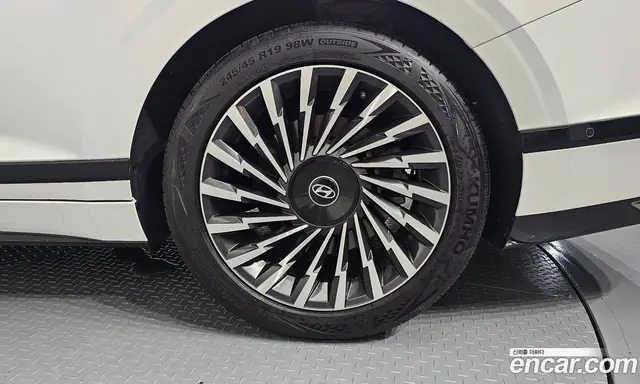 Hyundai Grandeur 2022 3.5 автомат (гидро), миниатюра 7 Hyundai Grandeur 2022 3.5 автомат (гидро), миниатюра 7