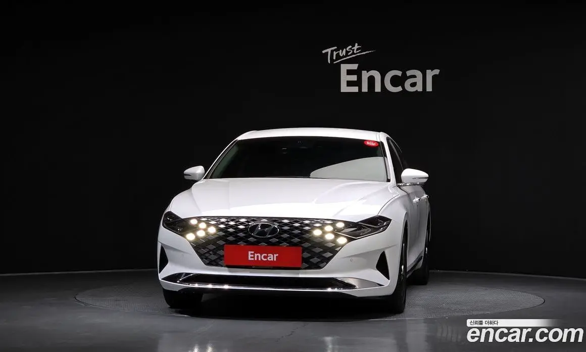 Hyundai Grandeur 2022 2.5 автомат (гидро), фото 3 Hyundai Grandeur 2022 2.5 автомат (гидро), фото 3