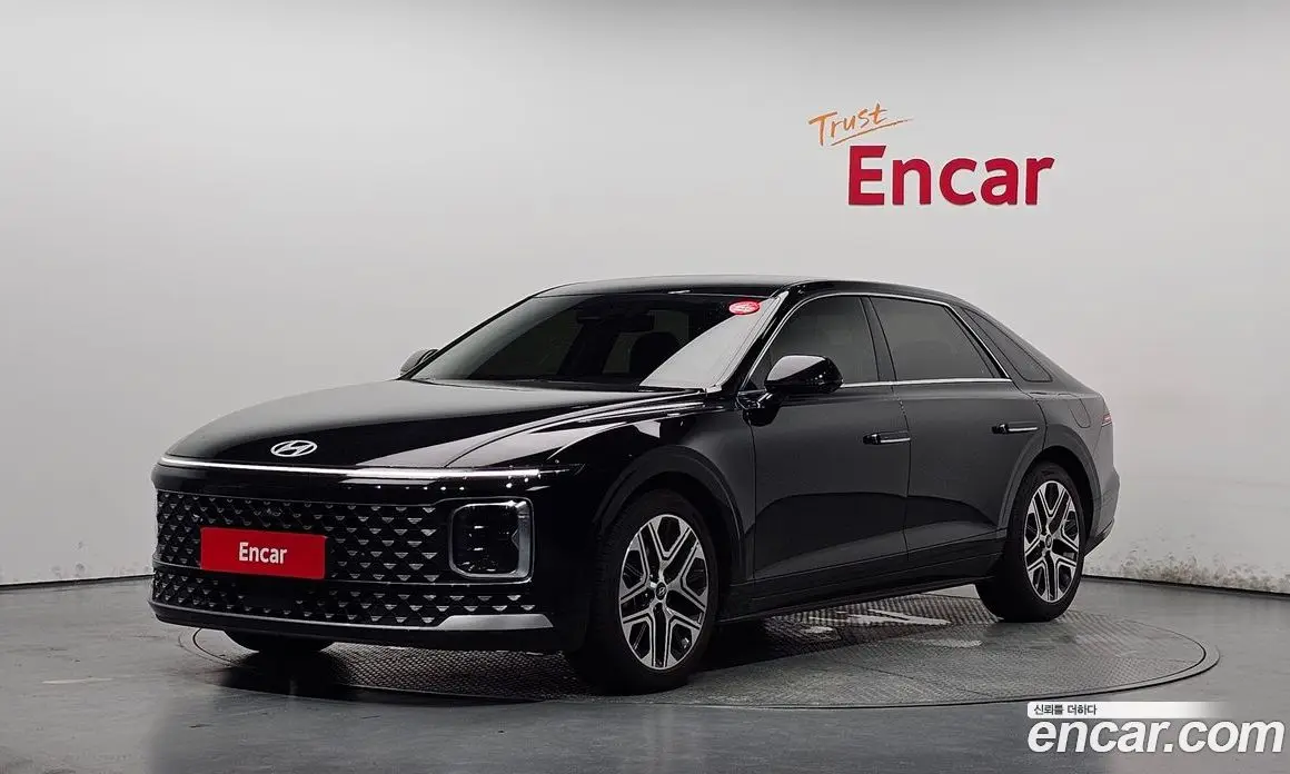 Hyundai Grandeur 2024 2.5 автомат (гидро), фото 1 Hyundai Grandeur 2024 2.5 автомат (гидро), фото 1