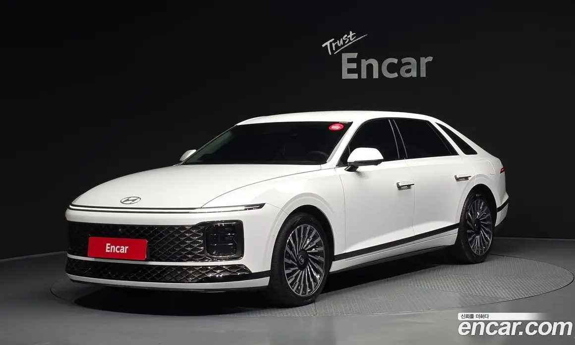 Hyundai Grandeur 2024 2.5 автомат (гидро), фото 1 Hyundai Grandeur 2024 2.5 автомат (гидро), фото 1