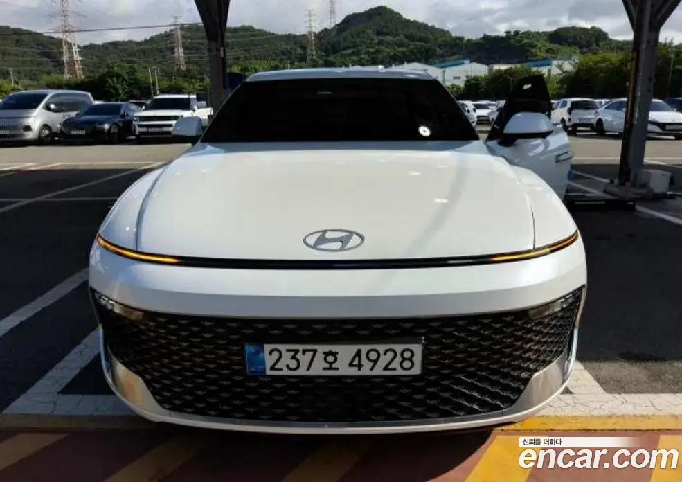 Hyundai Grandeur 2026 2.5 автомат (гидро), фото 14 Hyundai Grandeur 2026 2.5 автомат (гидро), фото 14