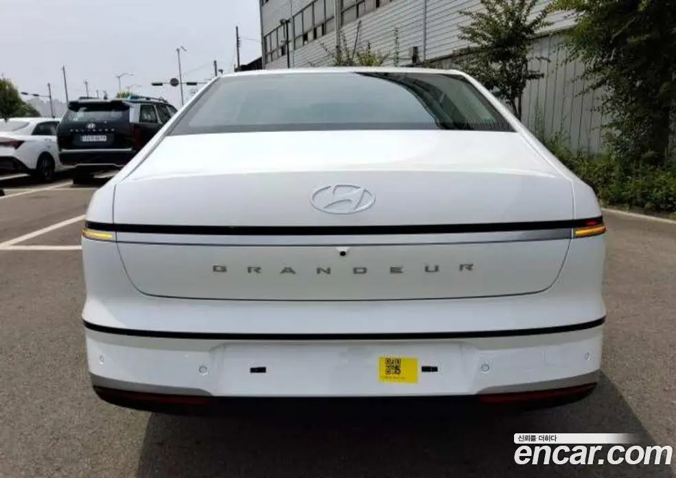 Hyundai Grandeur 2026 2.5 автомат (гидро), фото 3 Hyundai Grandeur 2026 2.5 автомат (гидро), фото 3