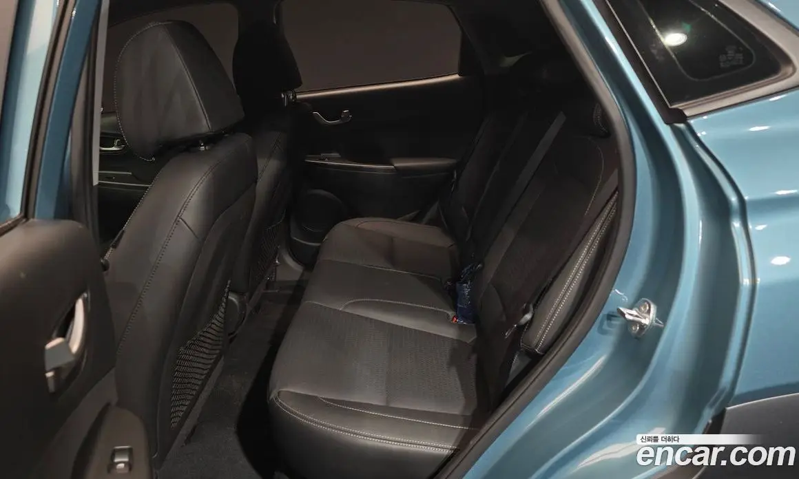 Hyundai Kona 2018 1.6 автомат (гидро), фото 18